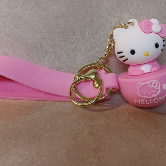 Brand New Hello Kitty Key Chain - Picture 3 of 5